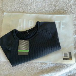 Revival Long Sleeve Crop - BLACK